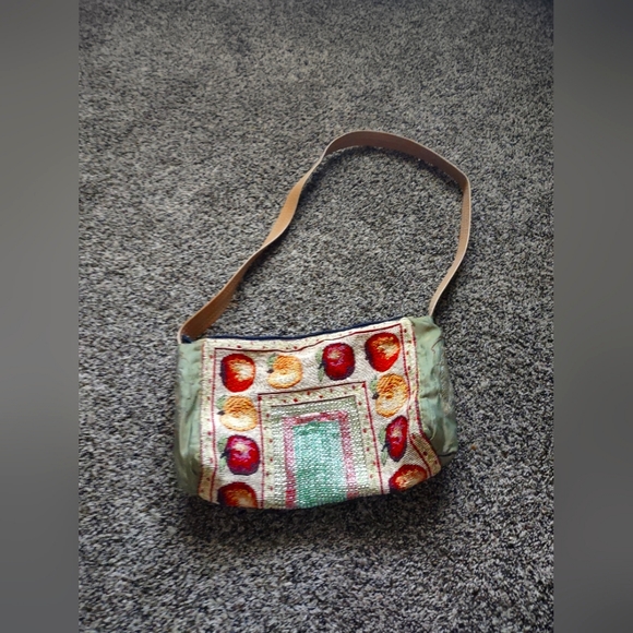 Handmade Purse - Picture 4 of 7
